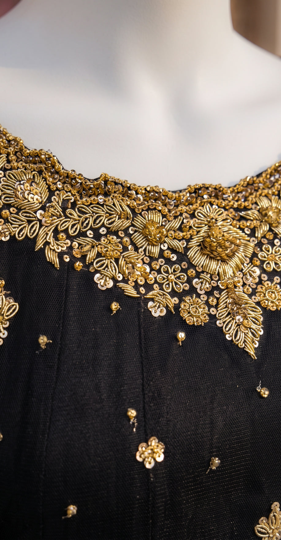 Raania | Maxi | Black